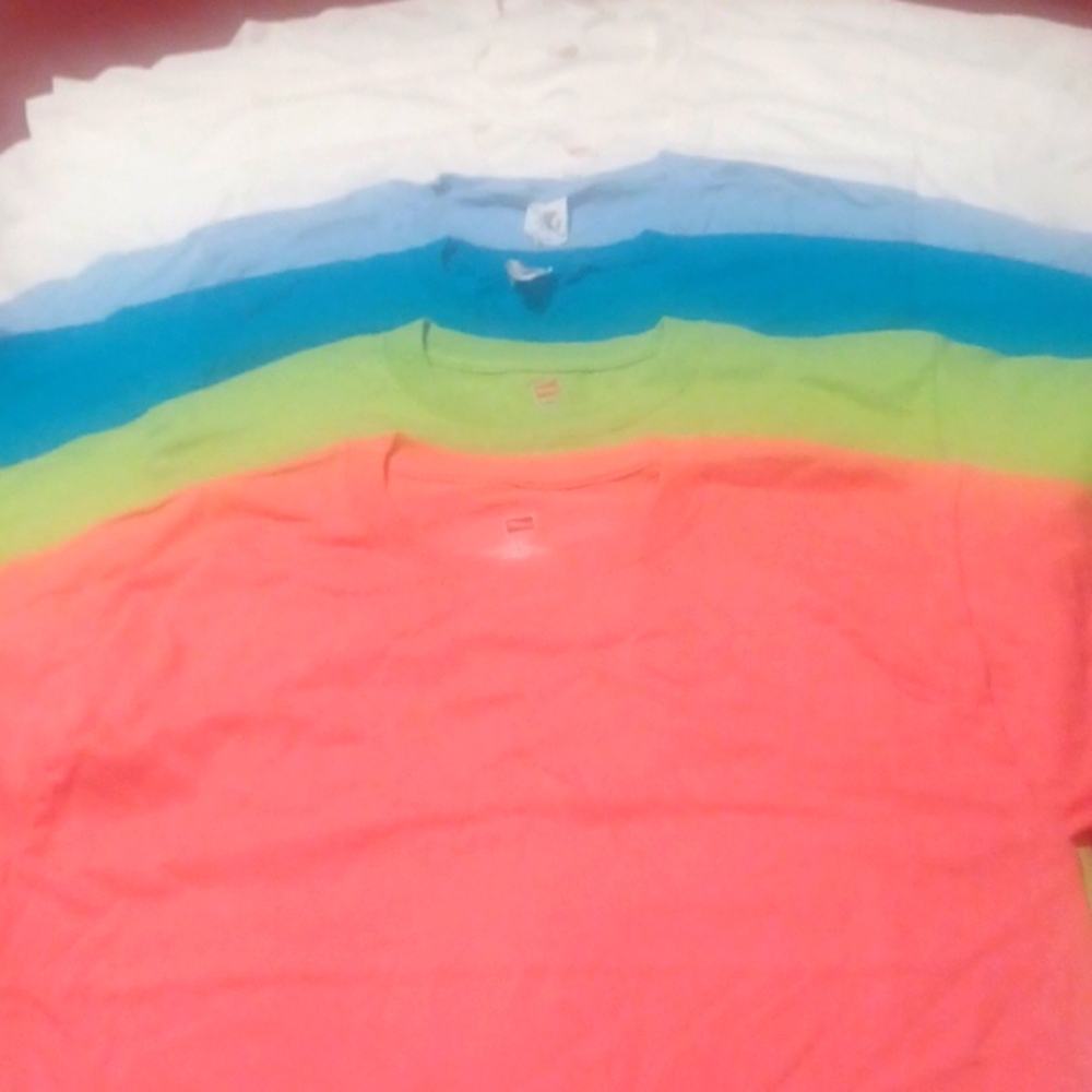 A lot of new Hanes Tshirts